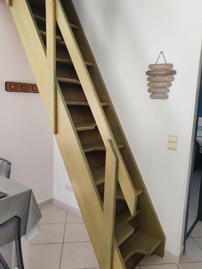 Charmant Logement Avec Piscine Saint-Feliu-d'Avall Экстерьер фото