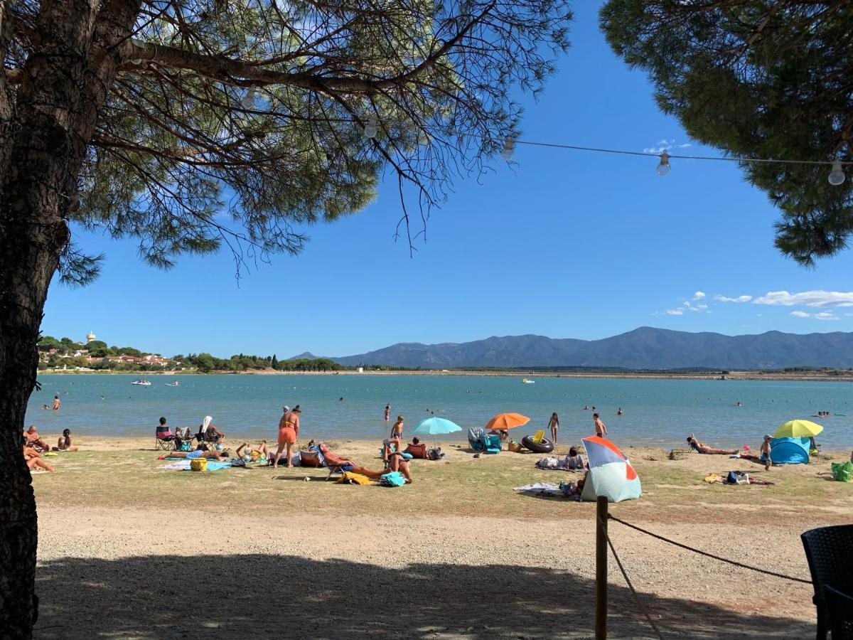 Charmant Logement Avec Piscine Saint-Feliu-d'Avall Экстерьер фото